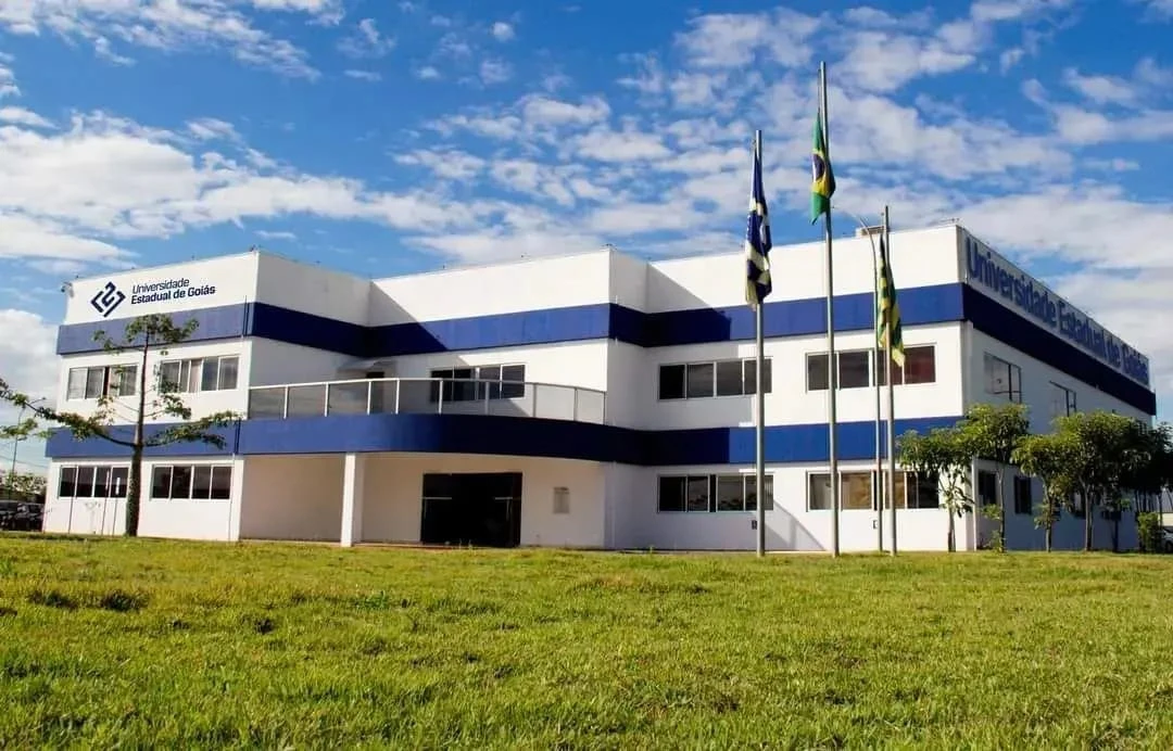 Sede-UEG-1