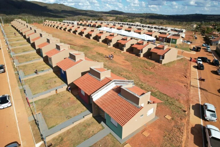 CASAS CUSTO ZERO