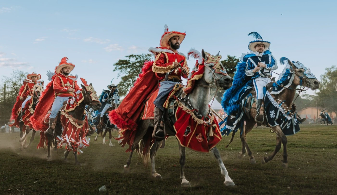 Cavalhadas-de-Crixas_Secult