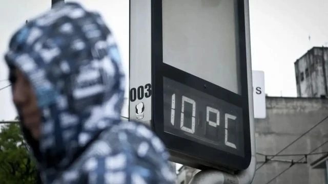 i1011353