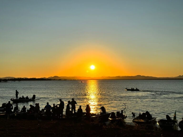 Rio-Araguaia-temporada-de-ferias_-Goias-Turismo