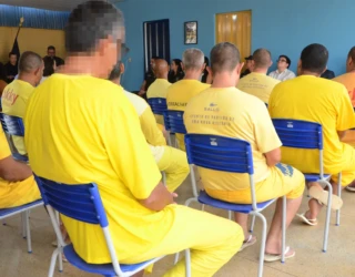 1784644318-15_40_01_797_projeto_refletir_para_tranformar_44_