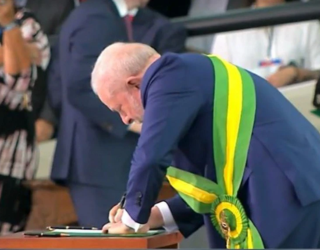 lula revoga
