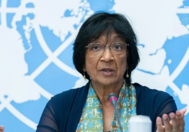 1791543395-navi-pillay-ganha-o-nobel-da-paz-pelo-papel-fundamental-para-garantir-que-crimes-de-guerra-contra-a-humanidade-e-genocidio-sejam-investigado-1791537092650_v2_900x506-jpg